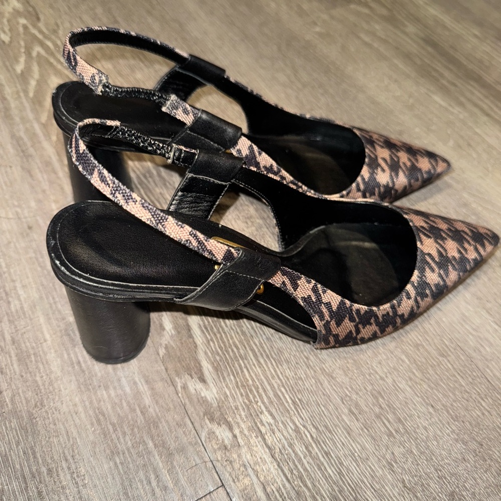 Chic Houndstooth Slingback Heels - image 3